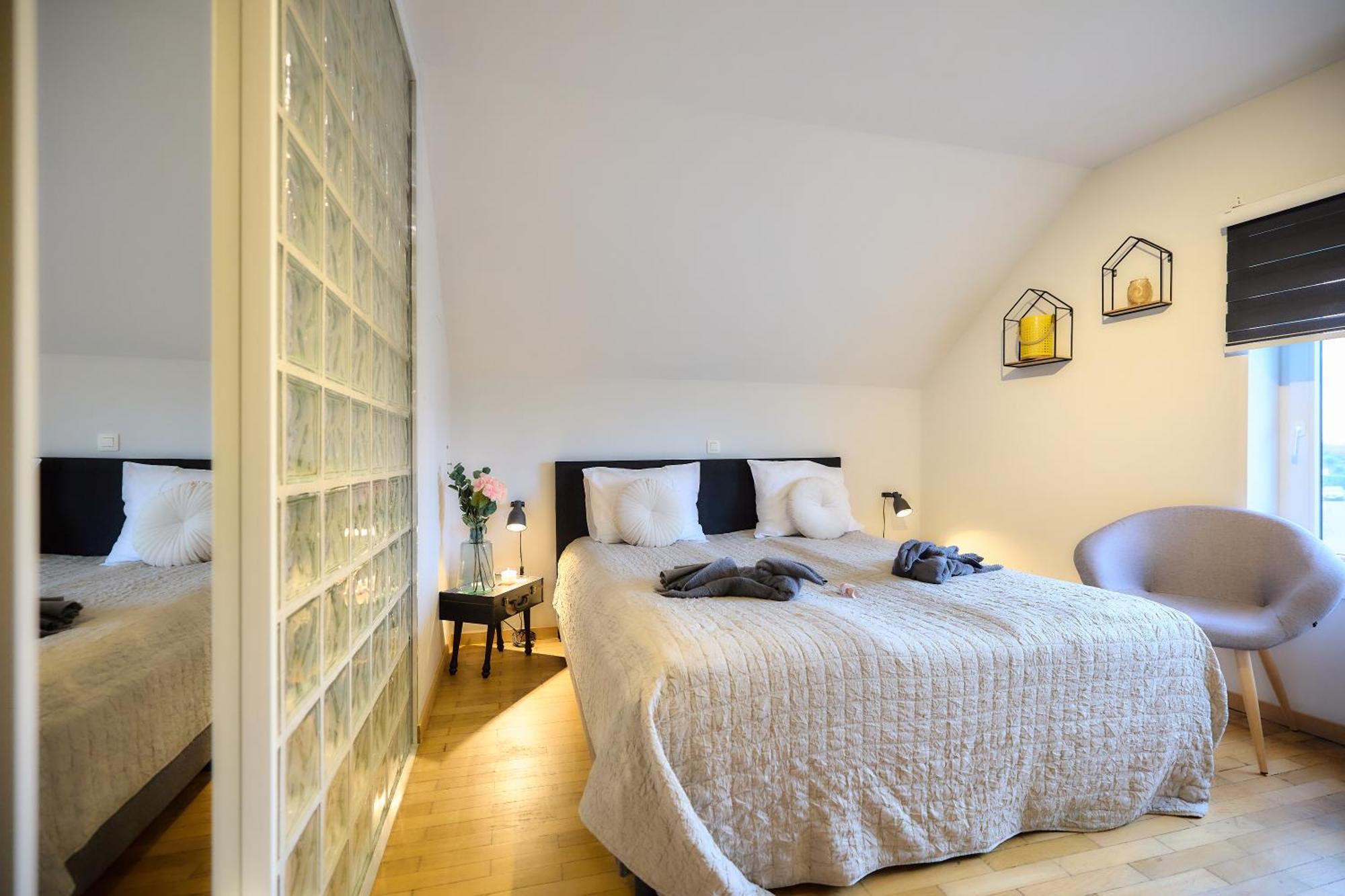 Villa Cecha B&B &Wellness 奥斯滕德 外观 照片