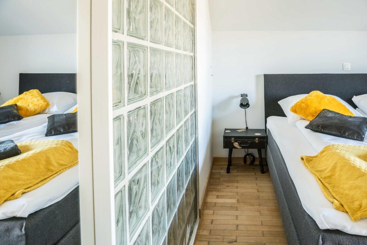 Villa Cecha B&B &Wellness 奥斯滕德 外观 照片
